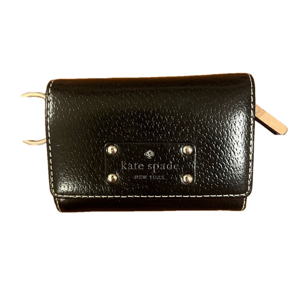 kate spade Handbags - KATE SPADE ♠️ wallet